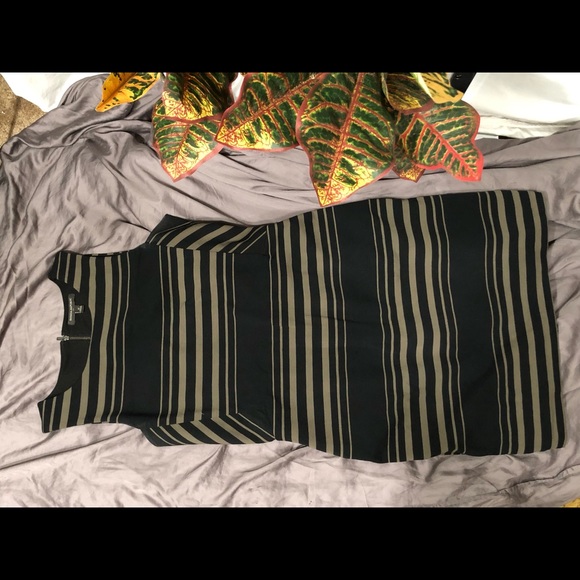 Banana Republic Dresses & Skirts - Banana Republic Business Dress (Size 12)